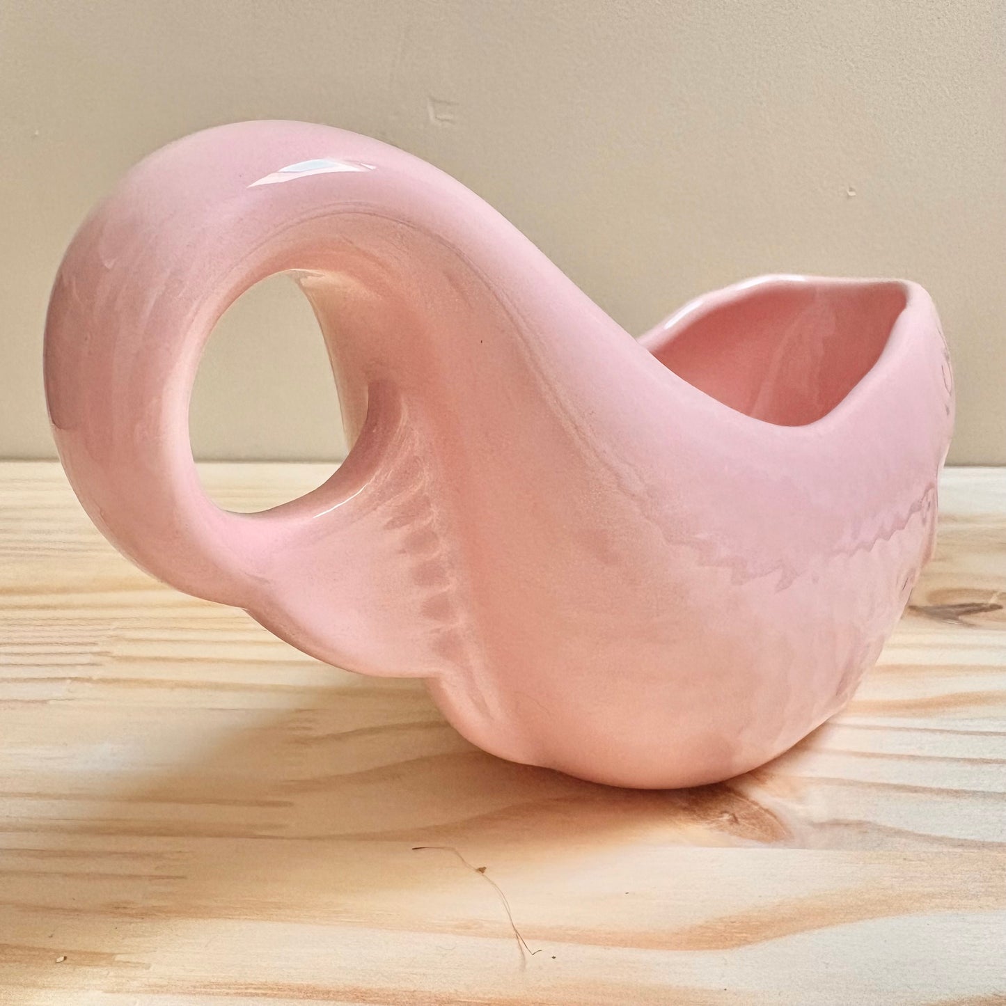 Saucière en forme de poisson rose