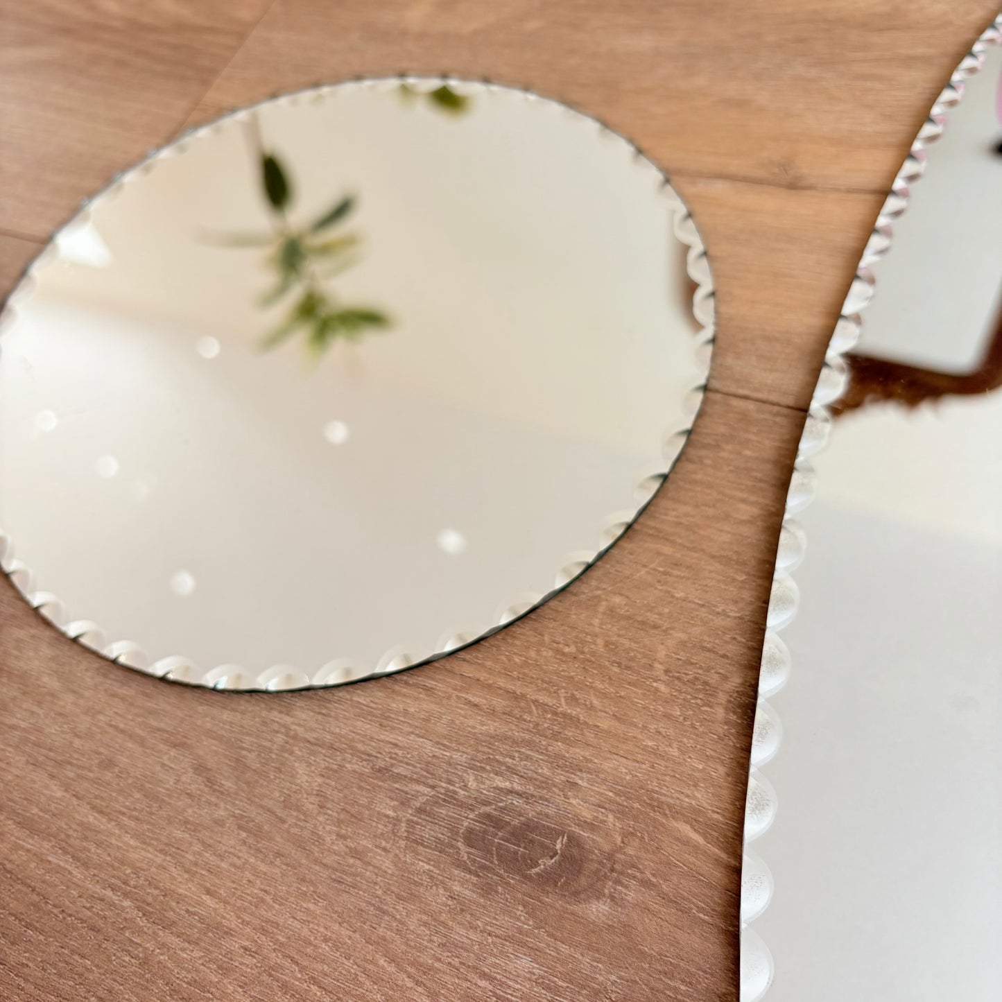 Paire de miroirs biseautés