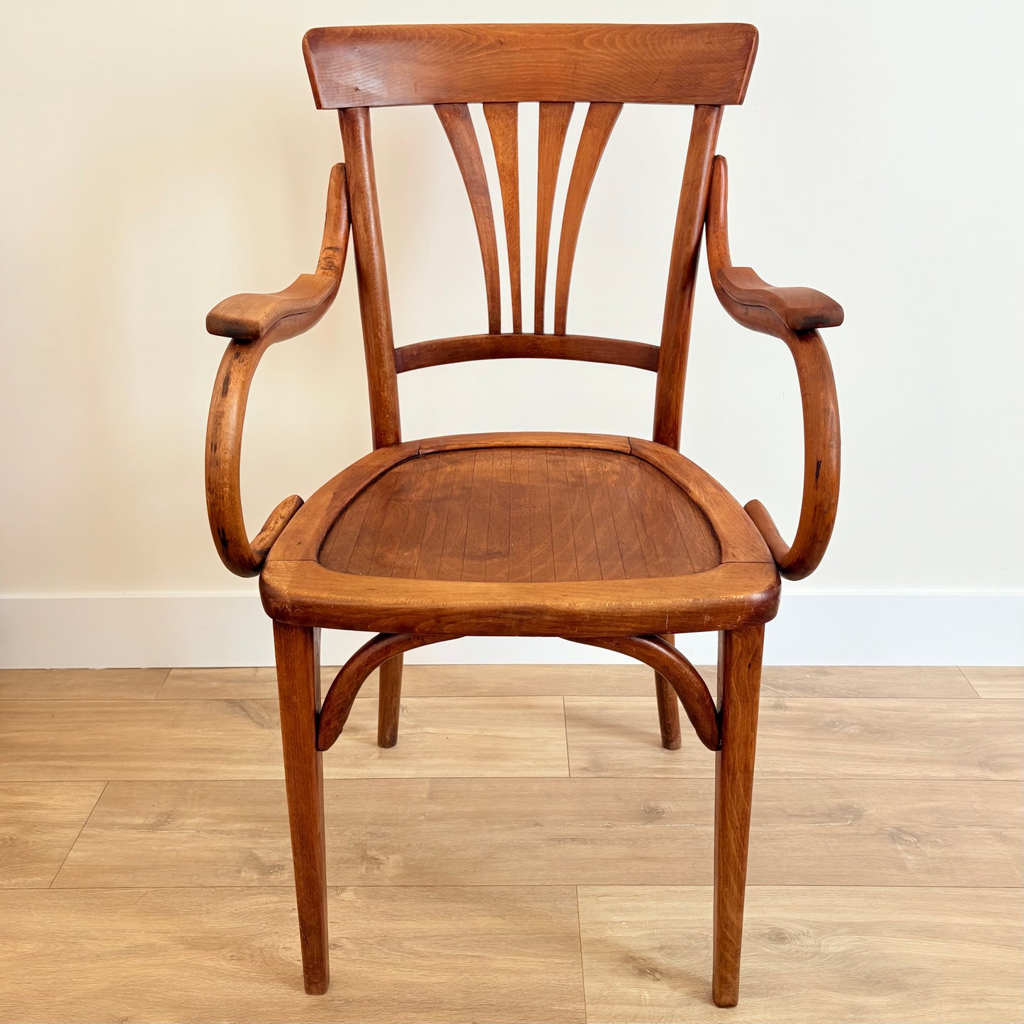 Fauteuil en bois tourné