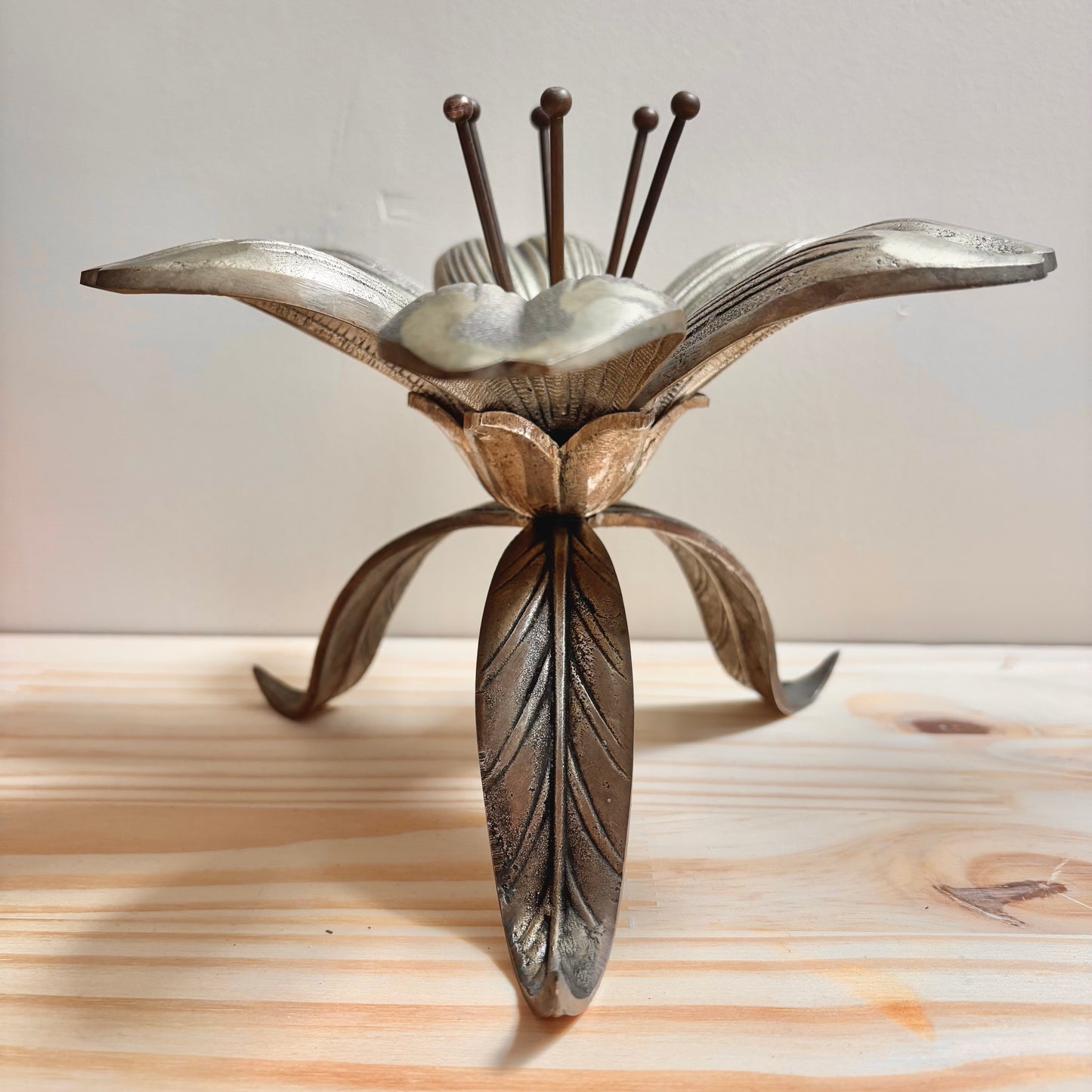 Cendrier en forme de fleur