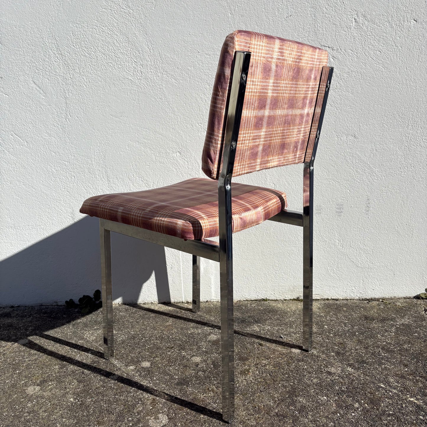 Chaise 70’s velours écossais