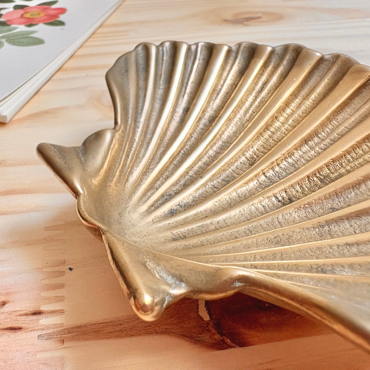 Vide poche en laiton coquillage
