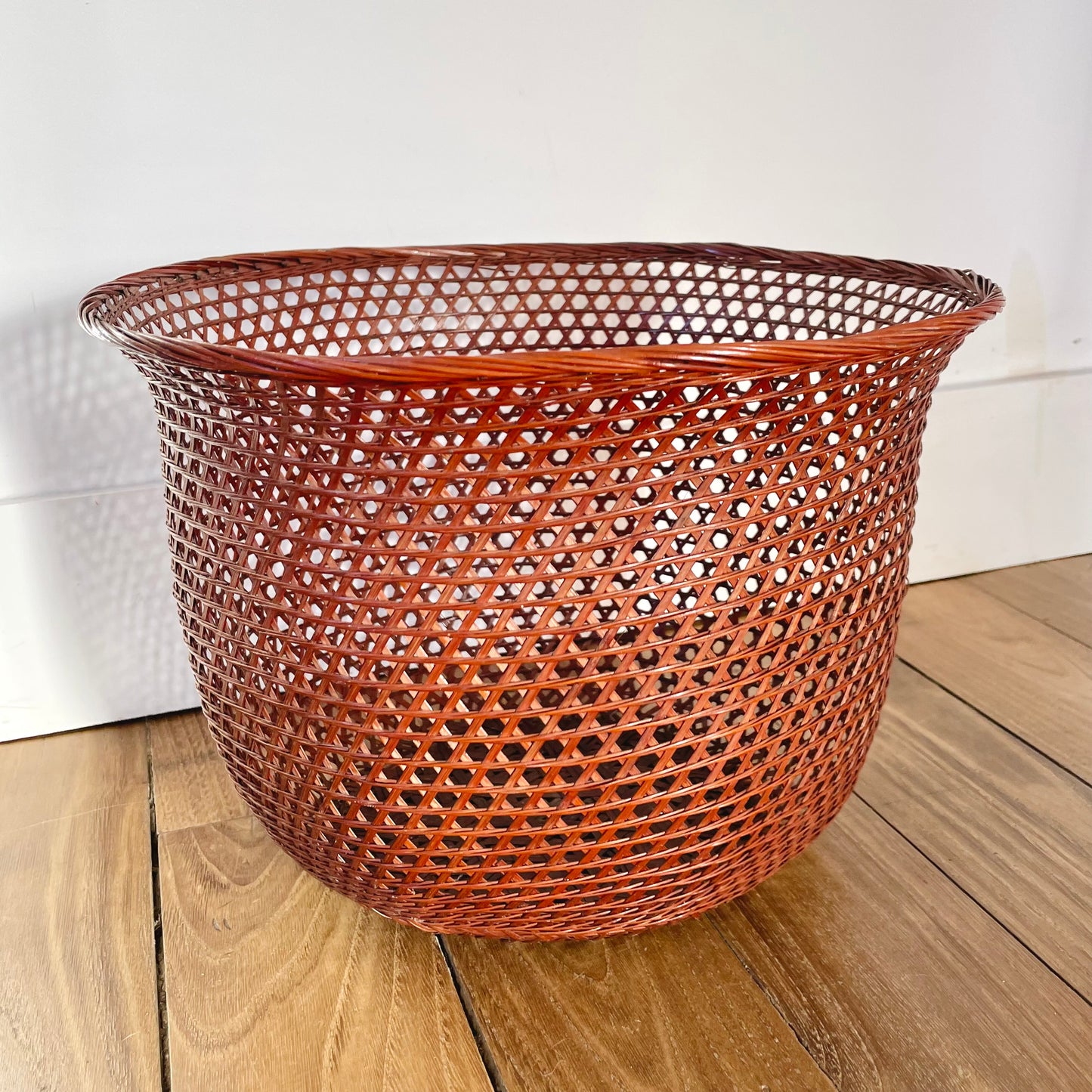 Cache pot en cannage