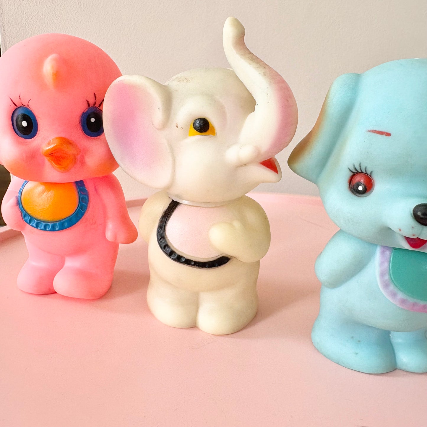 Lot de 4 Pouet anciens