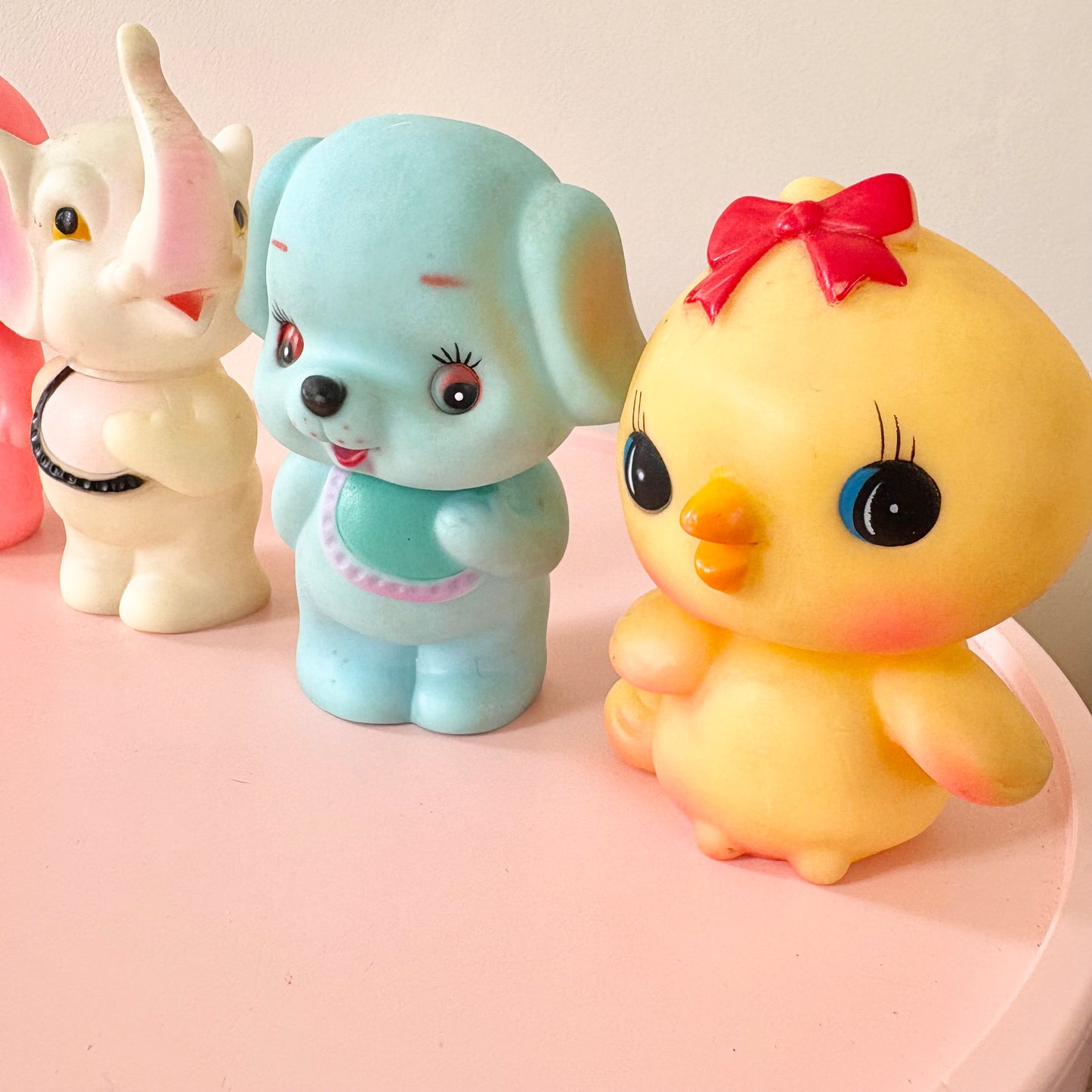 Lot de 4 Pouet anciens