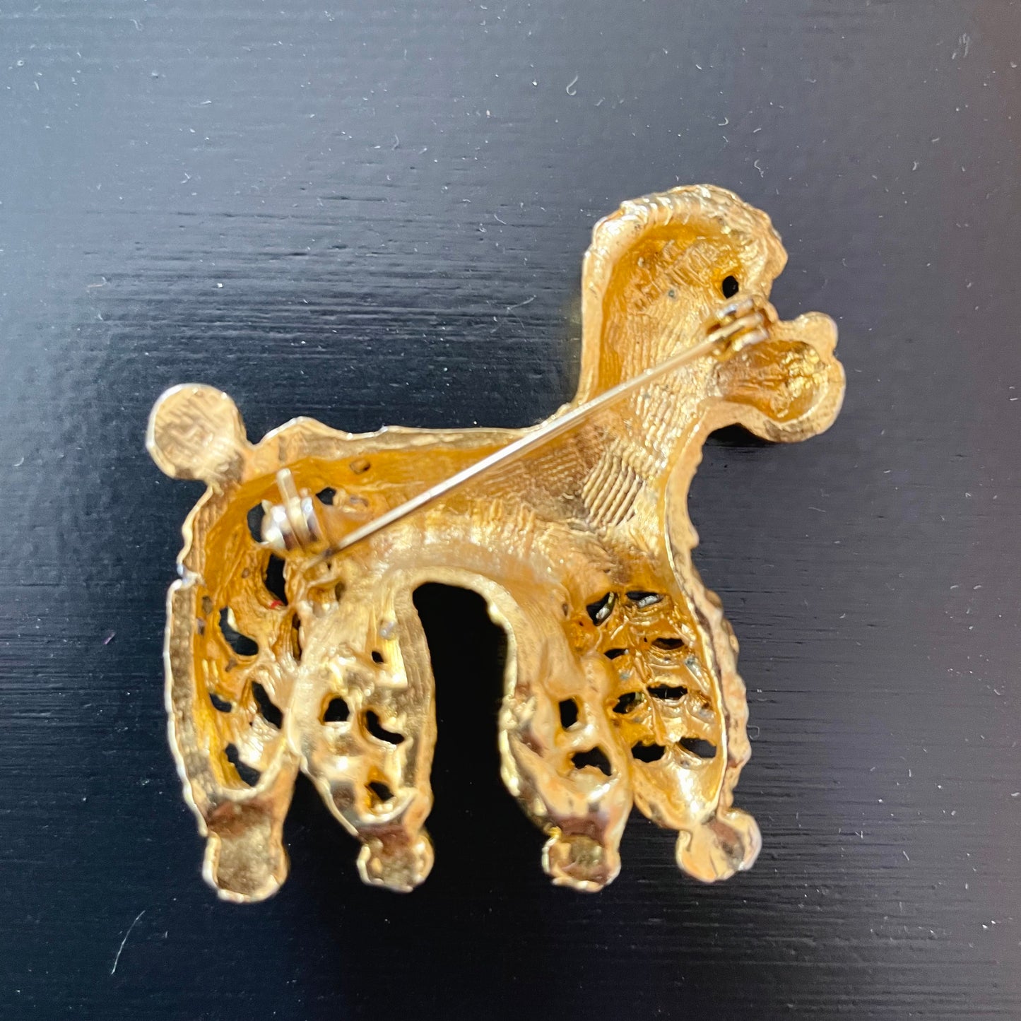Broche caniche