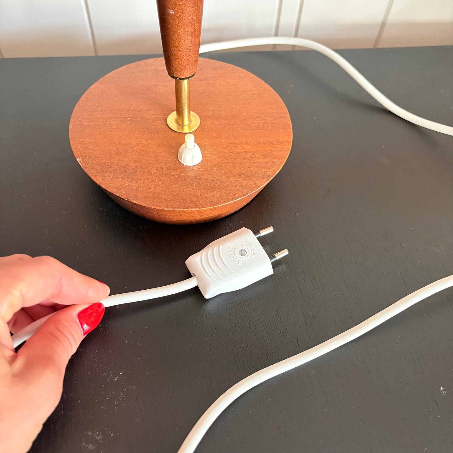 Lampe anglaise teck et laiton