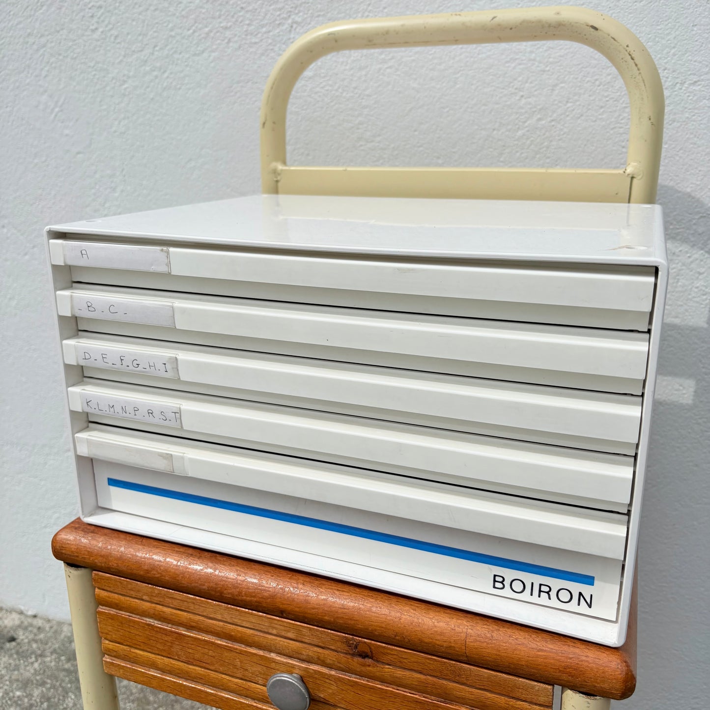 Meuble à pharmacie - homéopathie