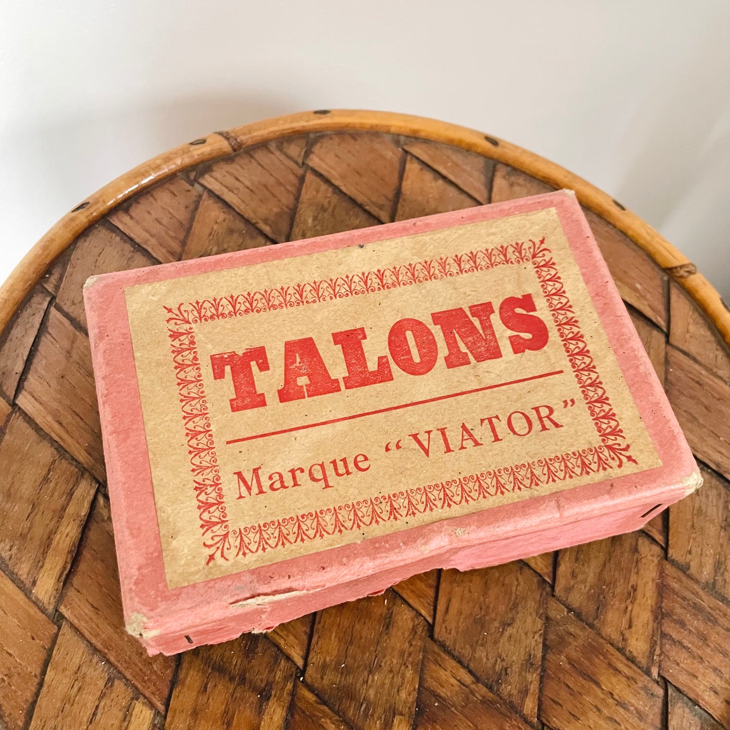 Boîte de talons ancienne