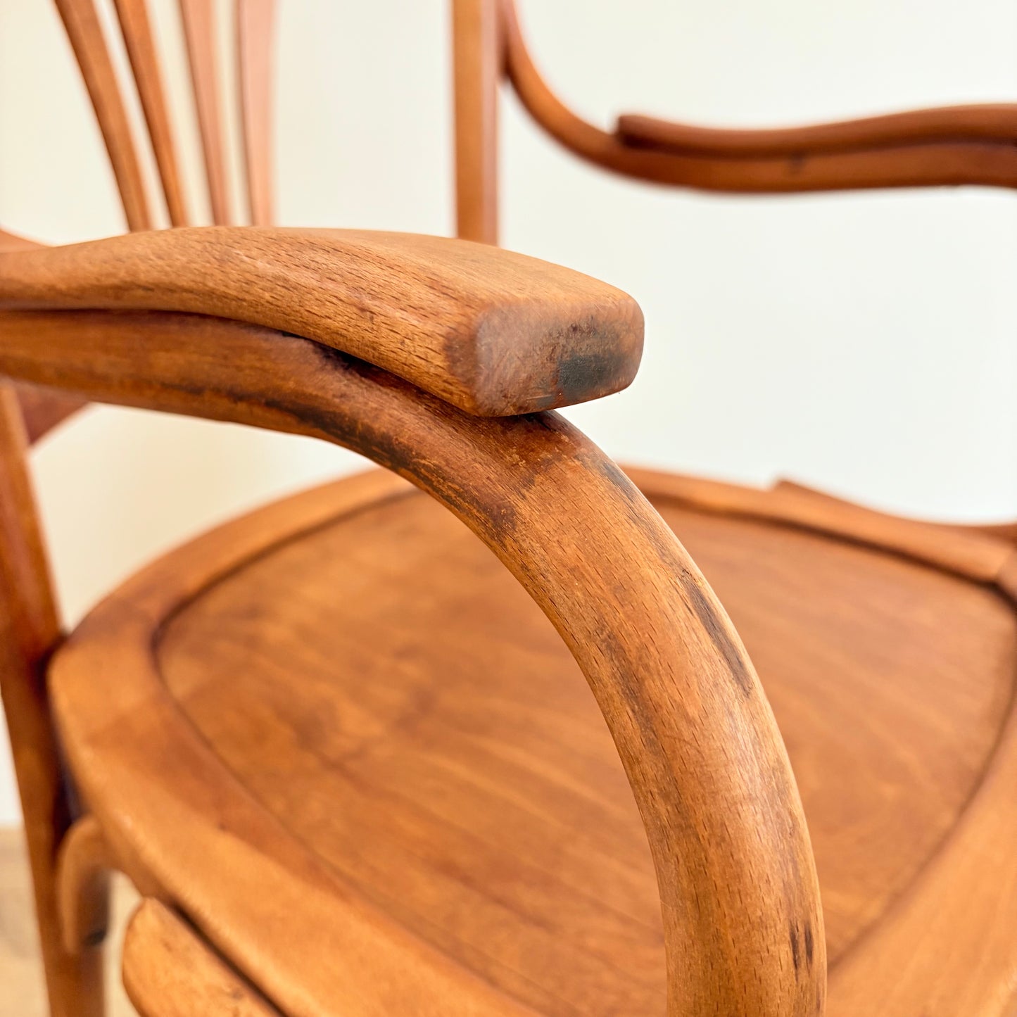 Fauteuil en bois tourné