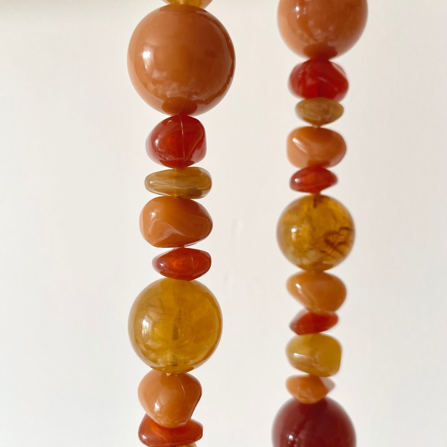 Collier en perles plastiques
