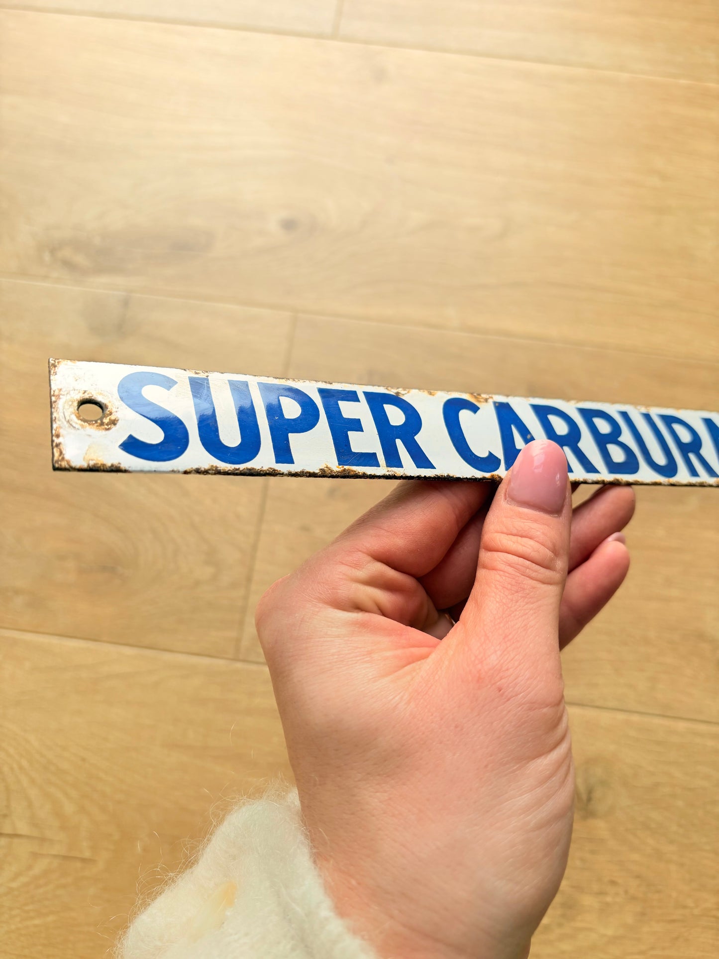 Plaque émaillée super carburant