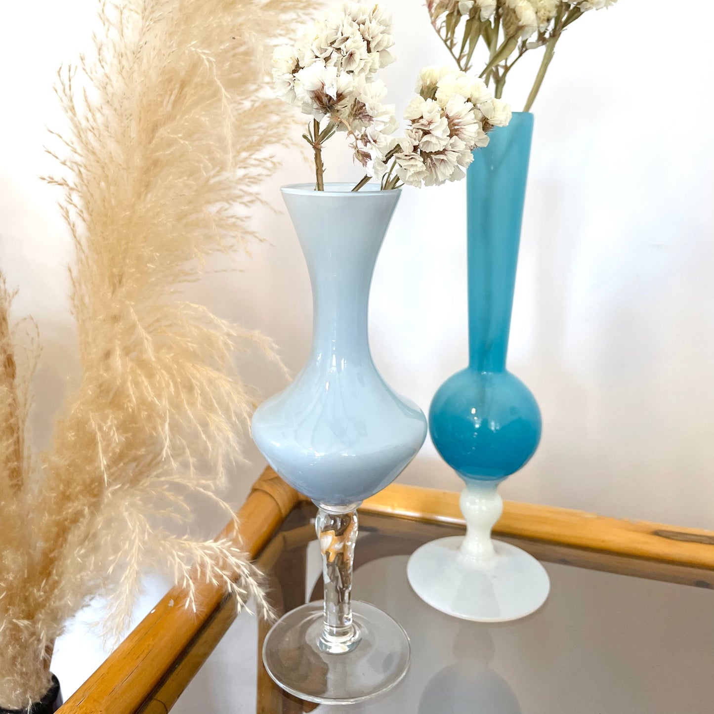 Soliflore en opaline bleu