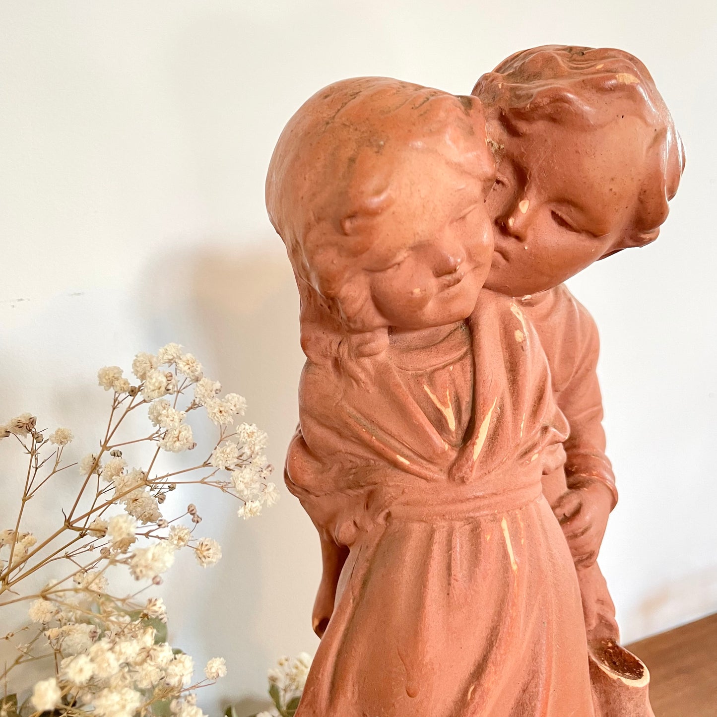 Statuette en plâtre Premier Amour