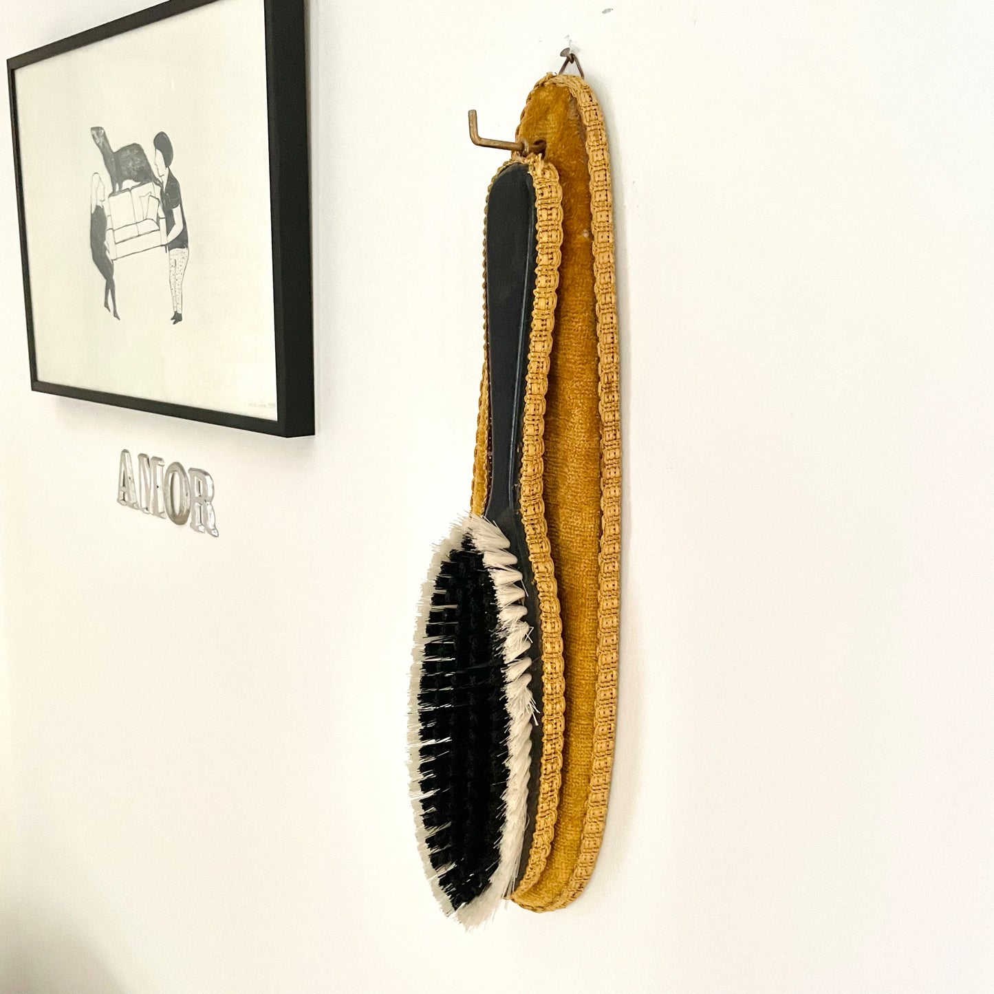 Brosse à vêtements velours