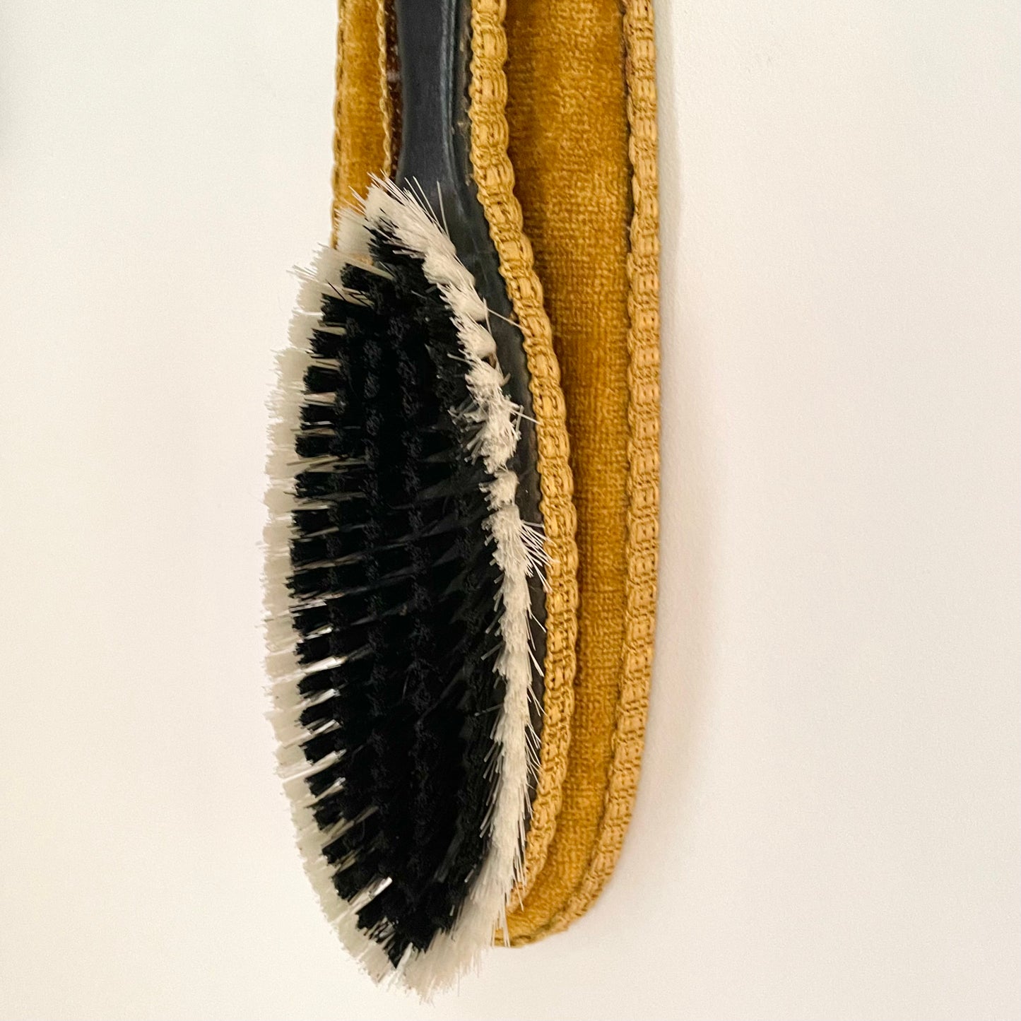 Brosse à vêtements velours