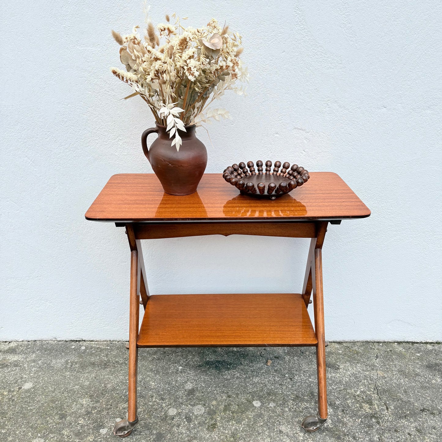 Table roulante esprit scandinave