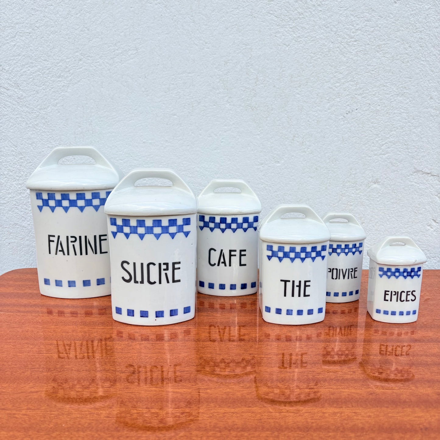 Série de pots en céramique