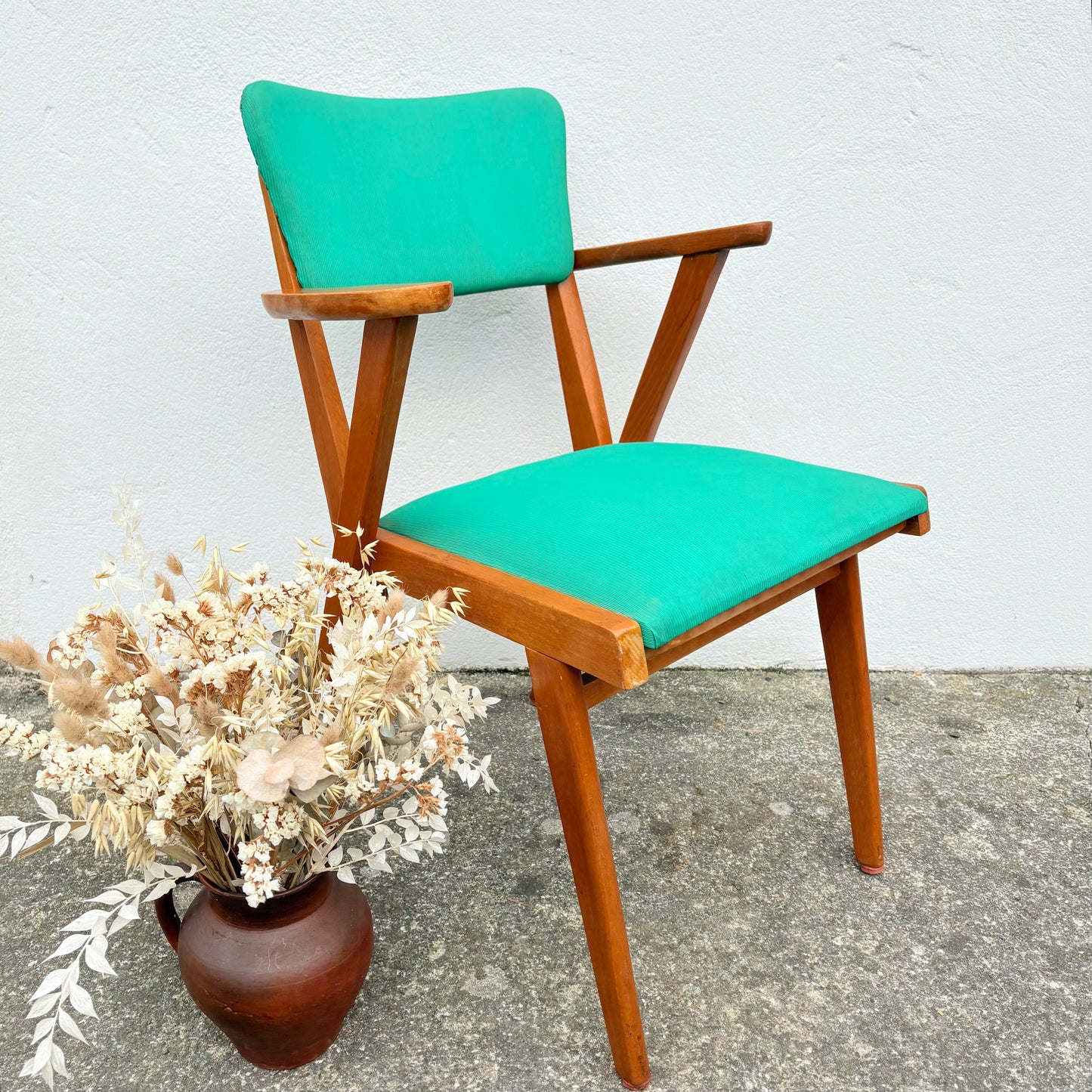 Fauteuil en bois vert