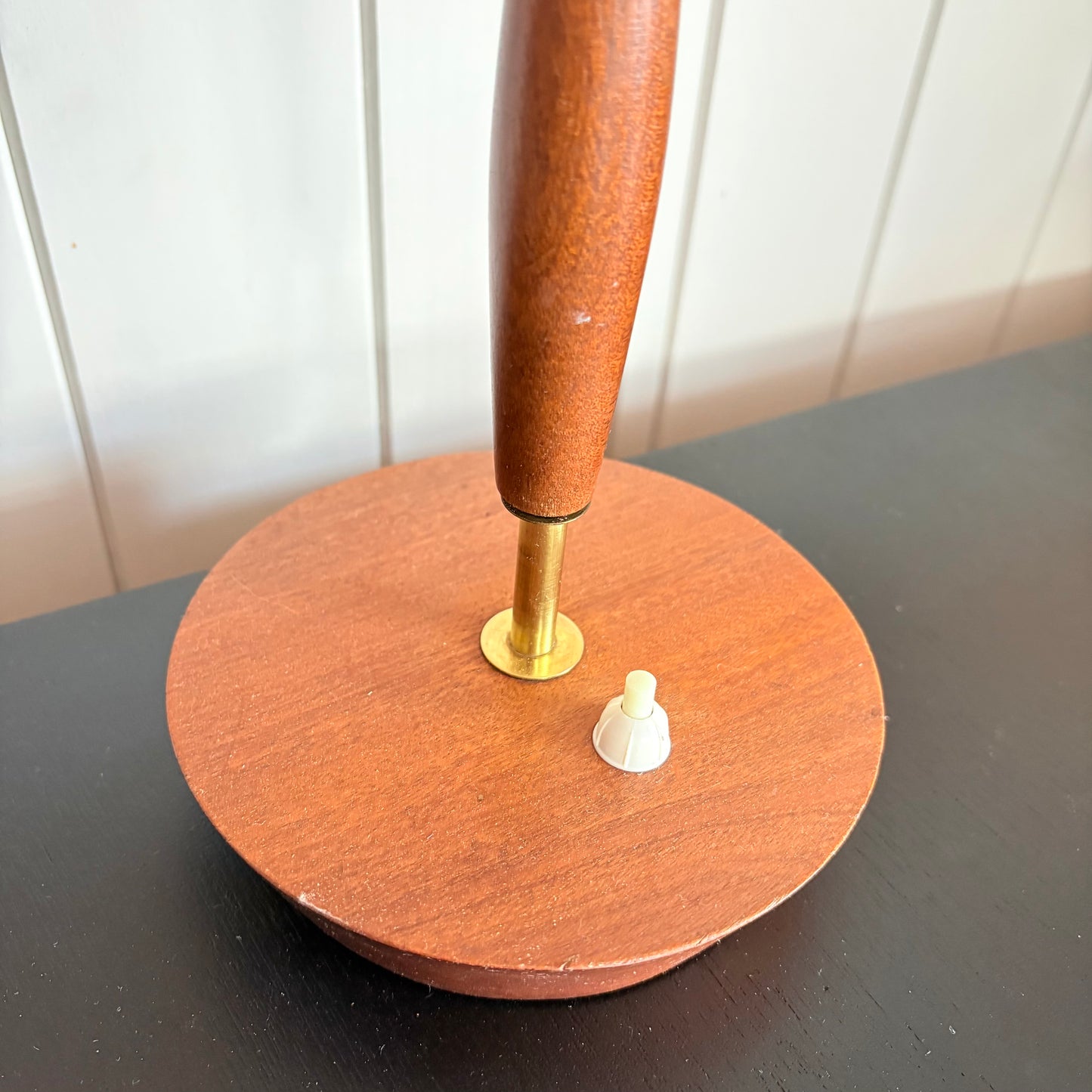 Lampe anglaise teck et laiton