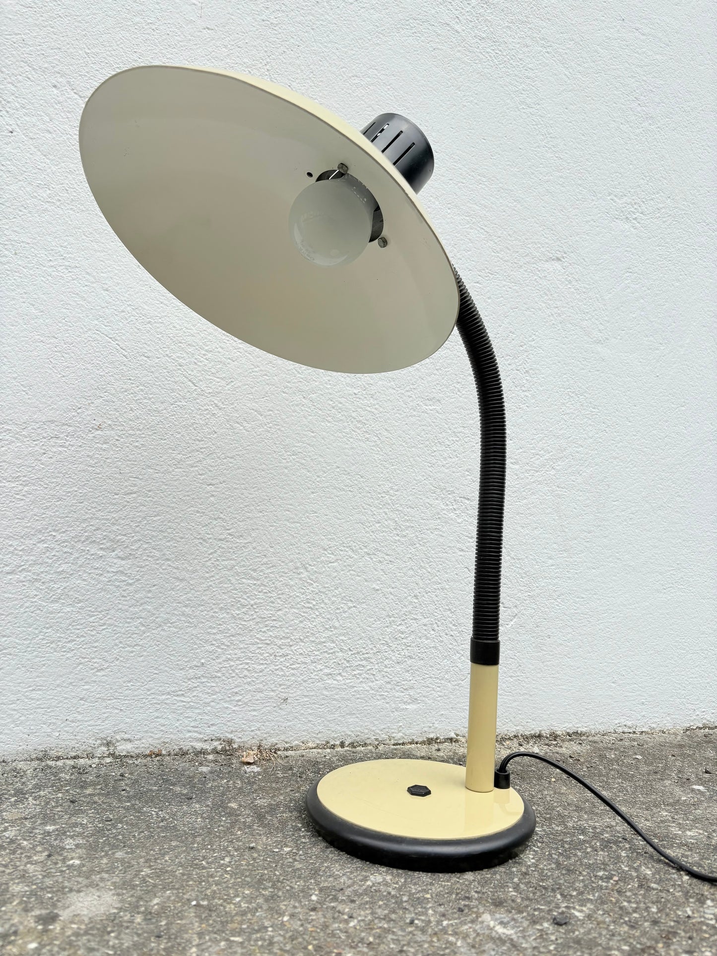 Lampe de bureau aluminor