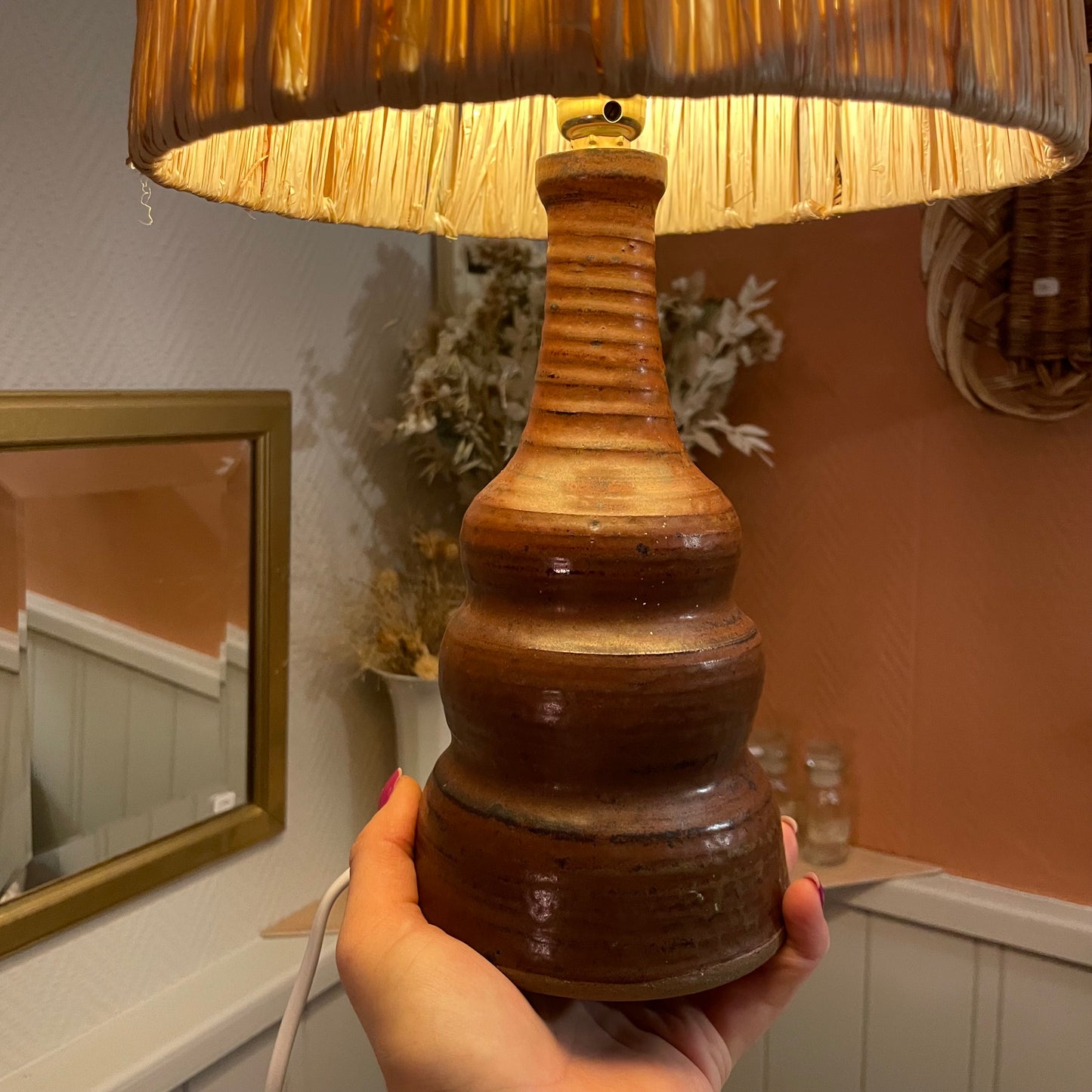Lampe en grès artisanale