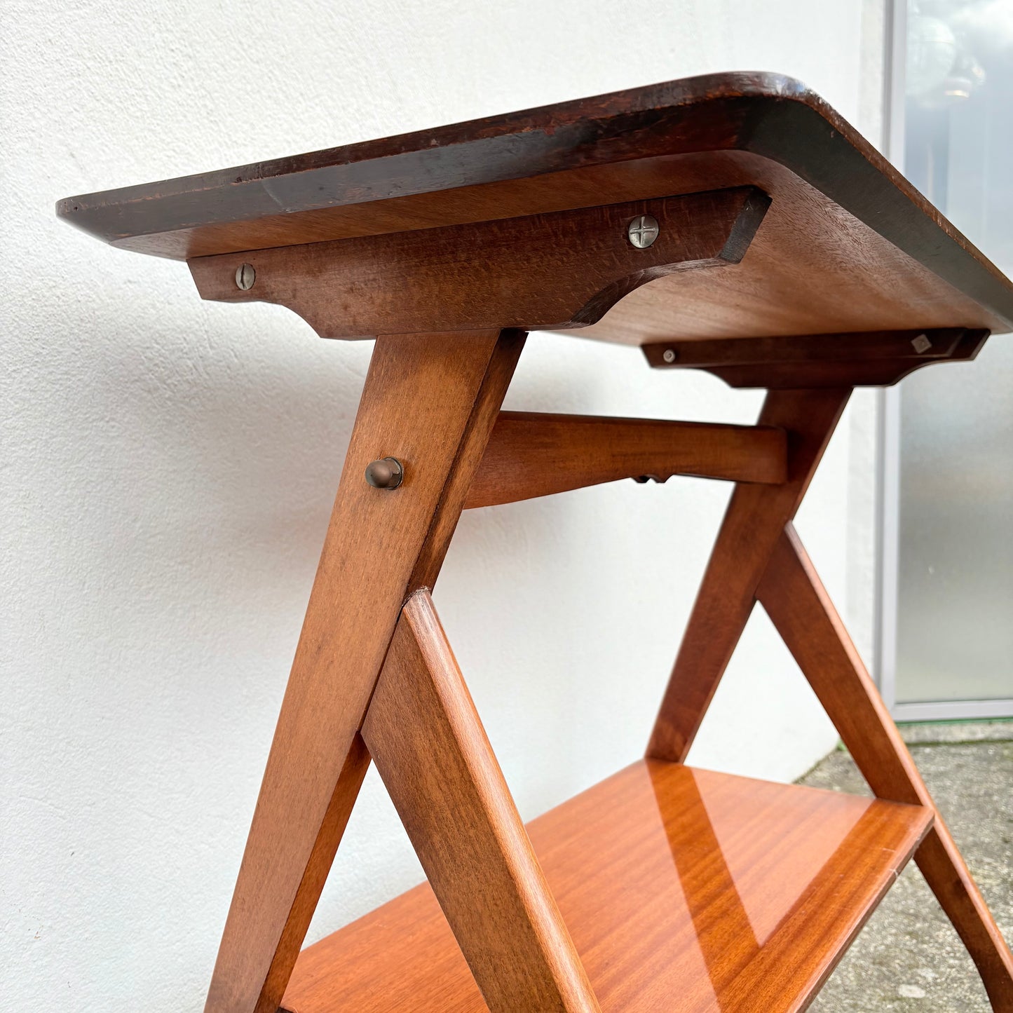 Table roulante esprit scandinave