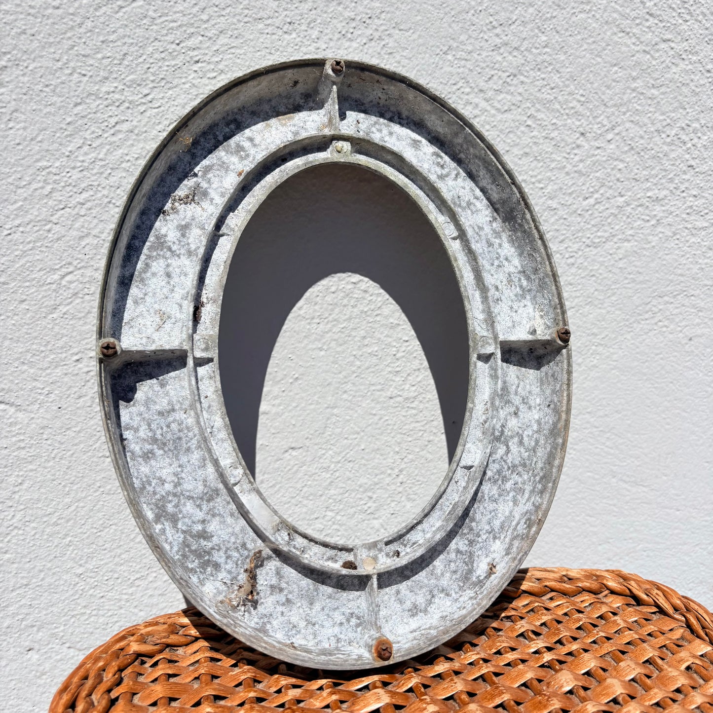 Lettre d’enseigne en zinc