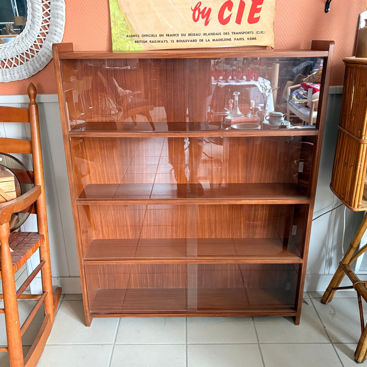 Vitrine années 70