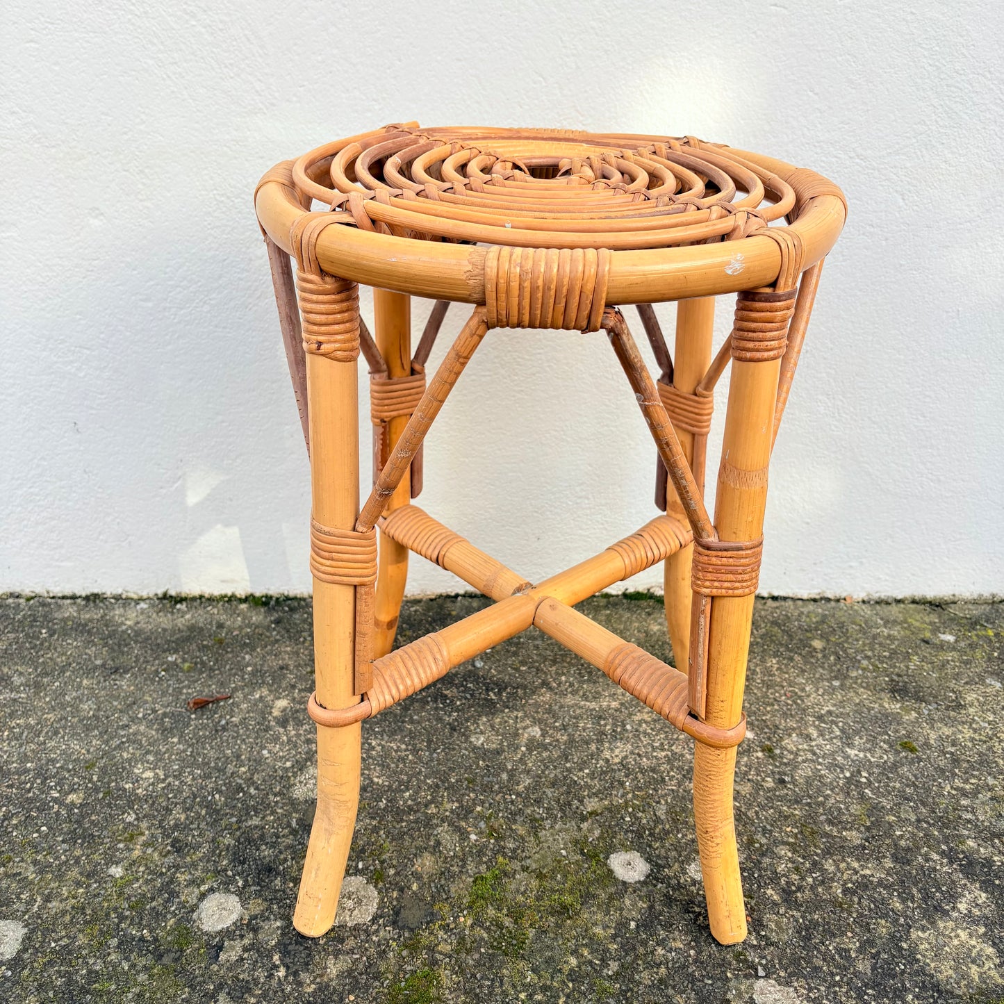 Tabouret en rotin