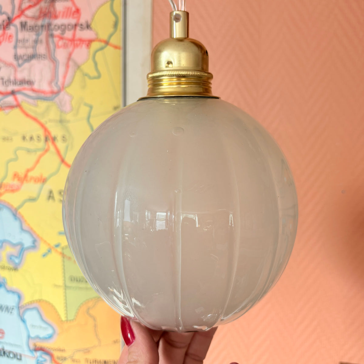 Suspension rotin et verre