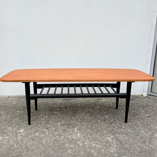 Table basse style scandinave