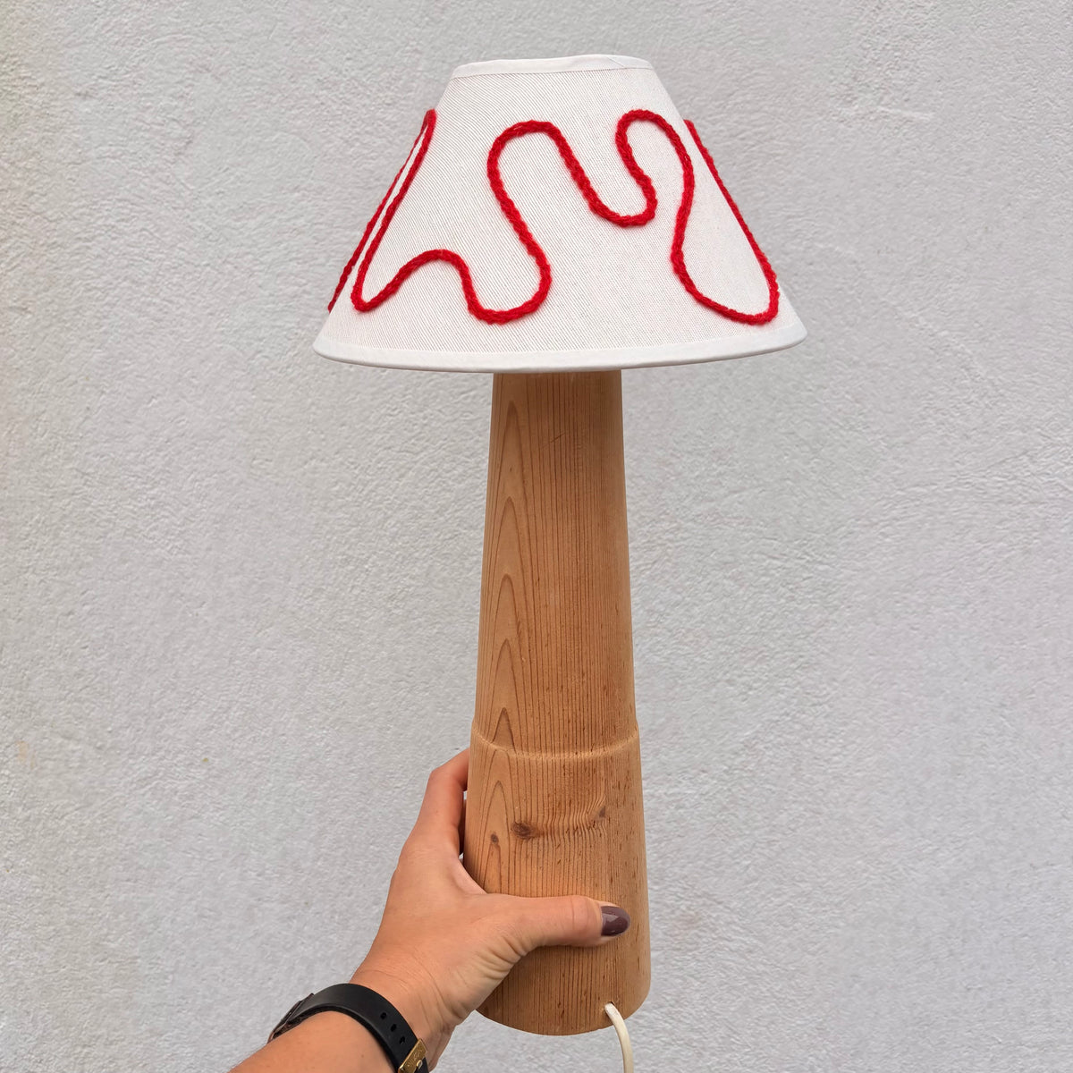 Lampe en bois tourné