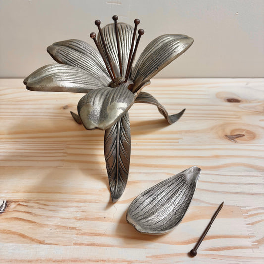 Cendrier en forme de fleur