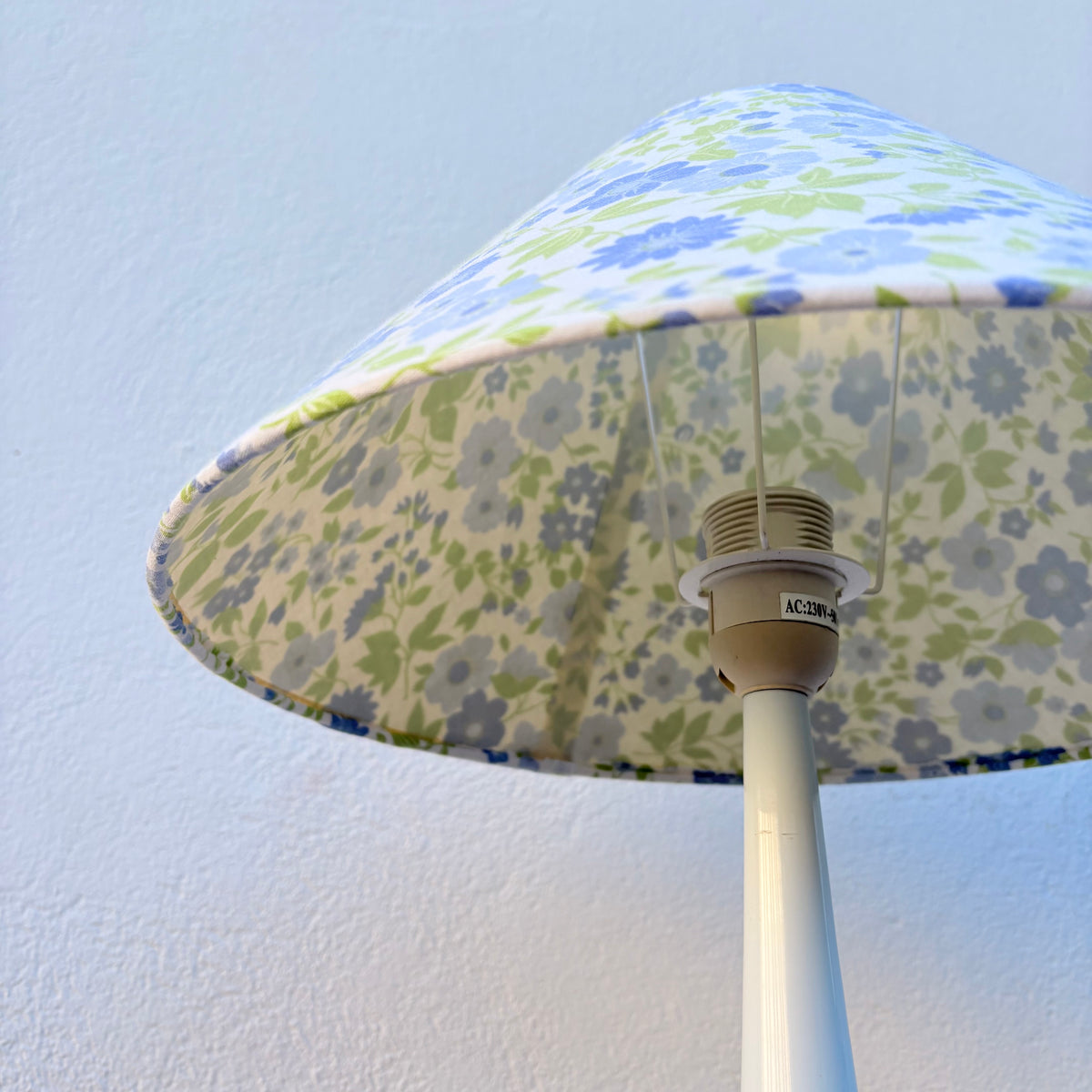 Lampe pied tulipe