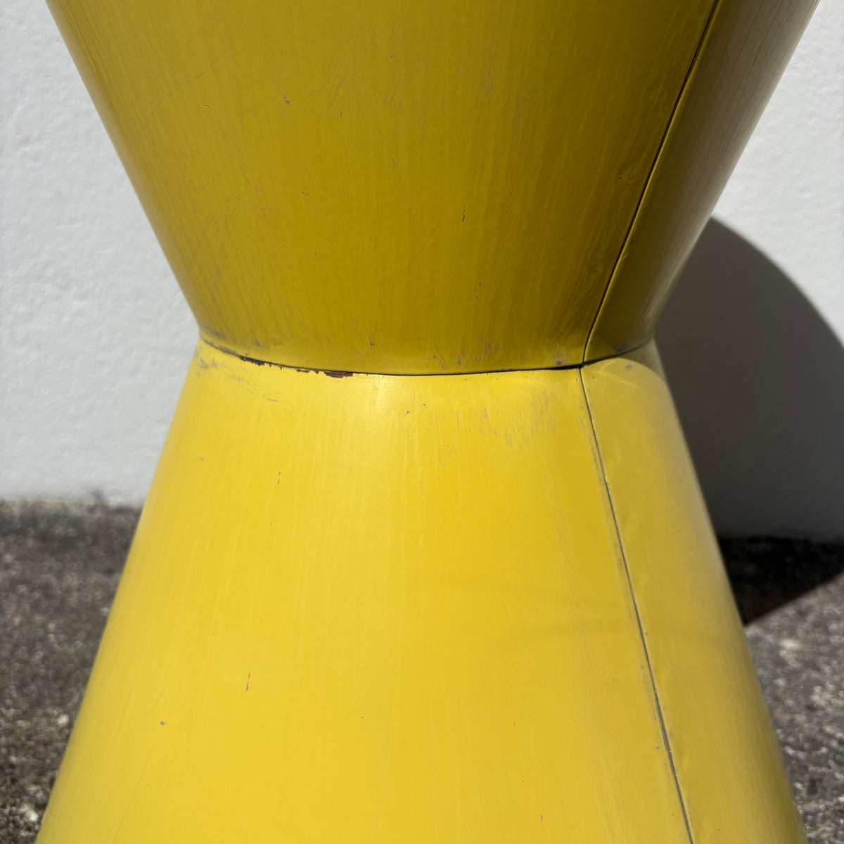 Tabouret diabolo jaune
