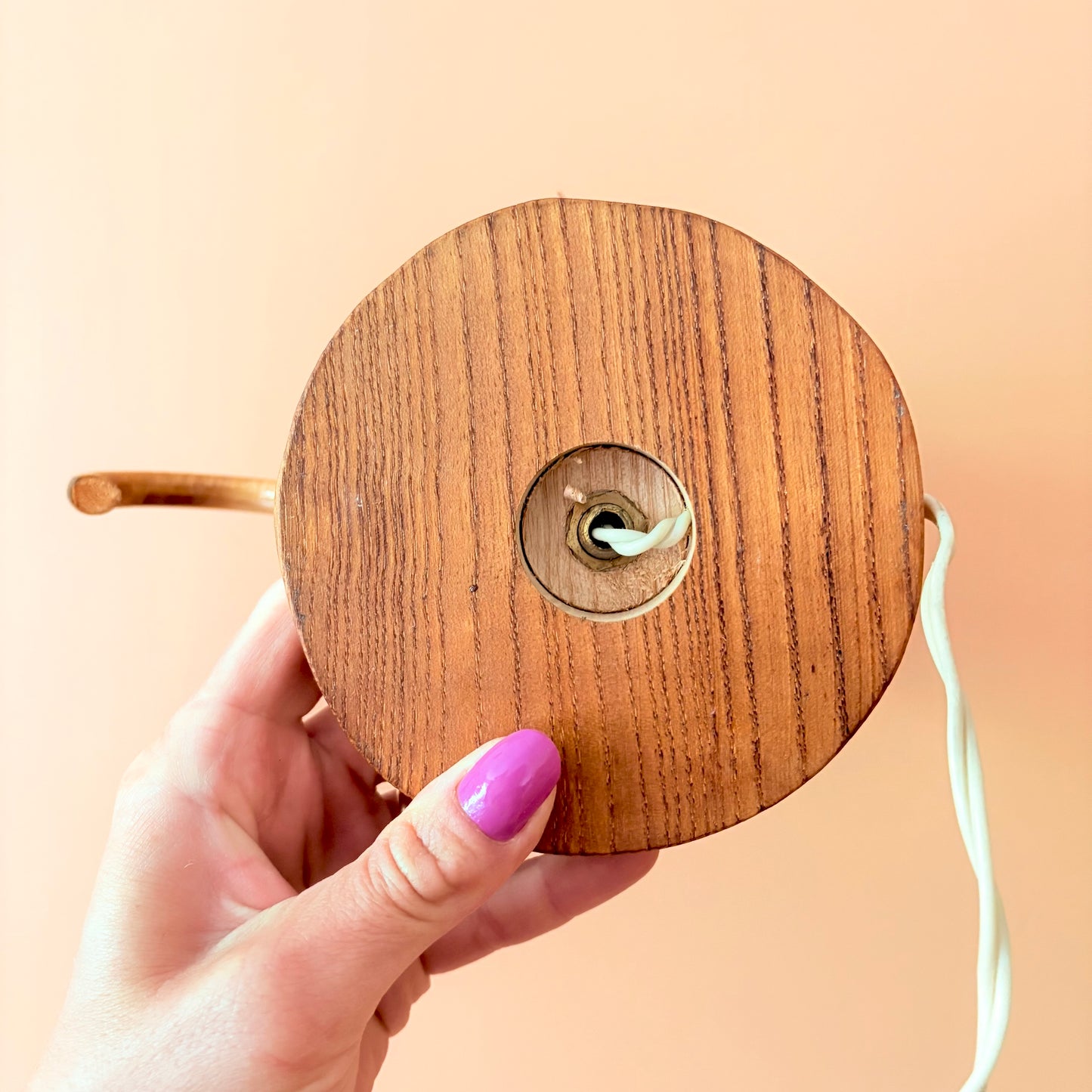 Lampe en rotin et corde