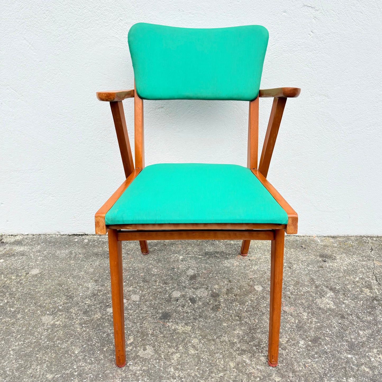 Fauteuil en bois vert