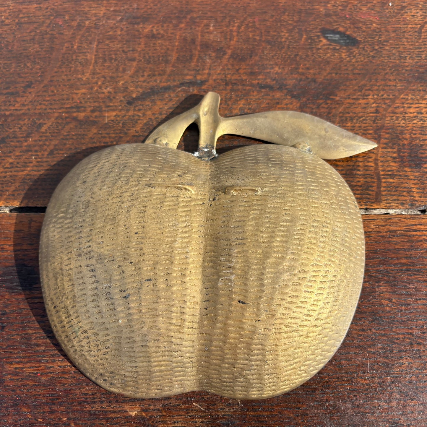 Vide poche pomme laiton