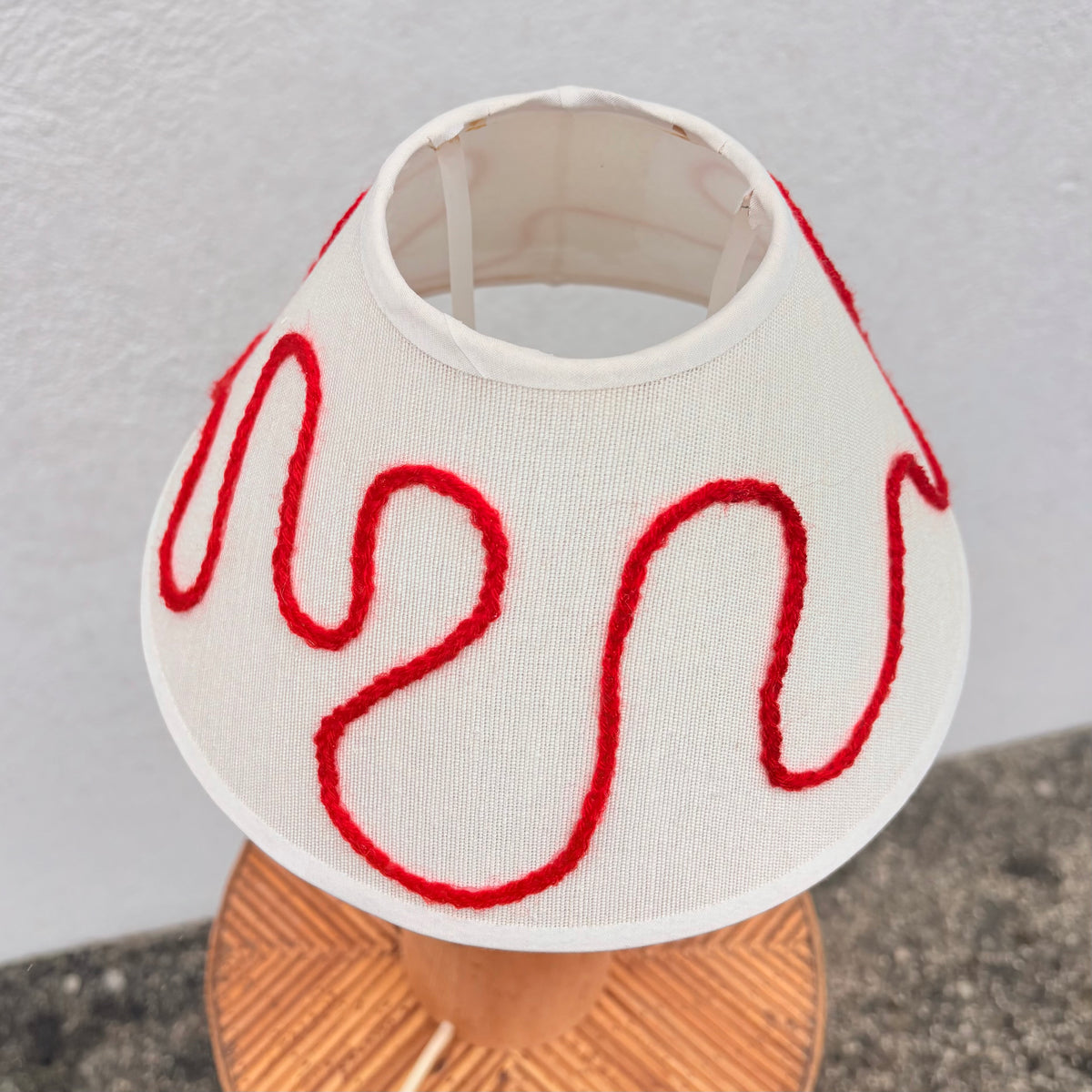 Lampe en bois tourné