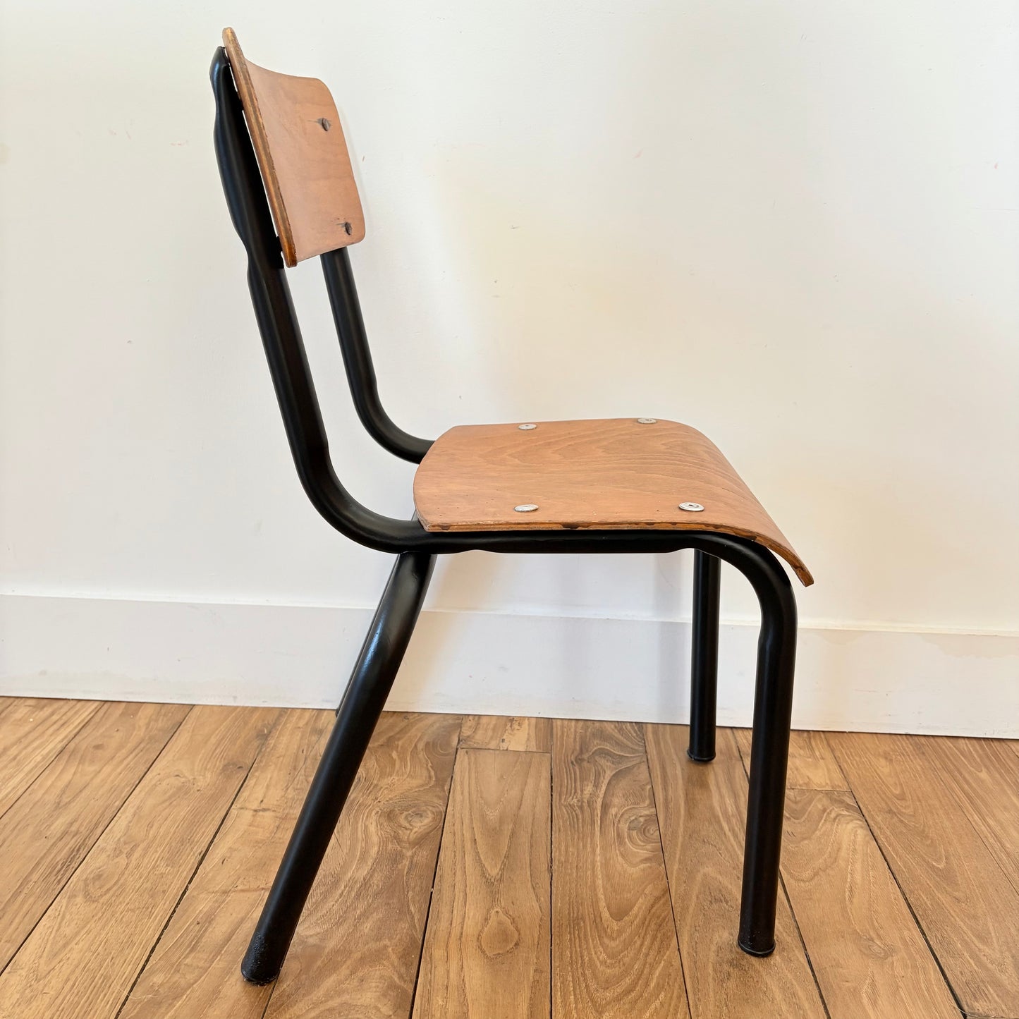 Chaise de maternelle petite taille