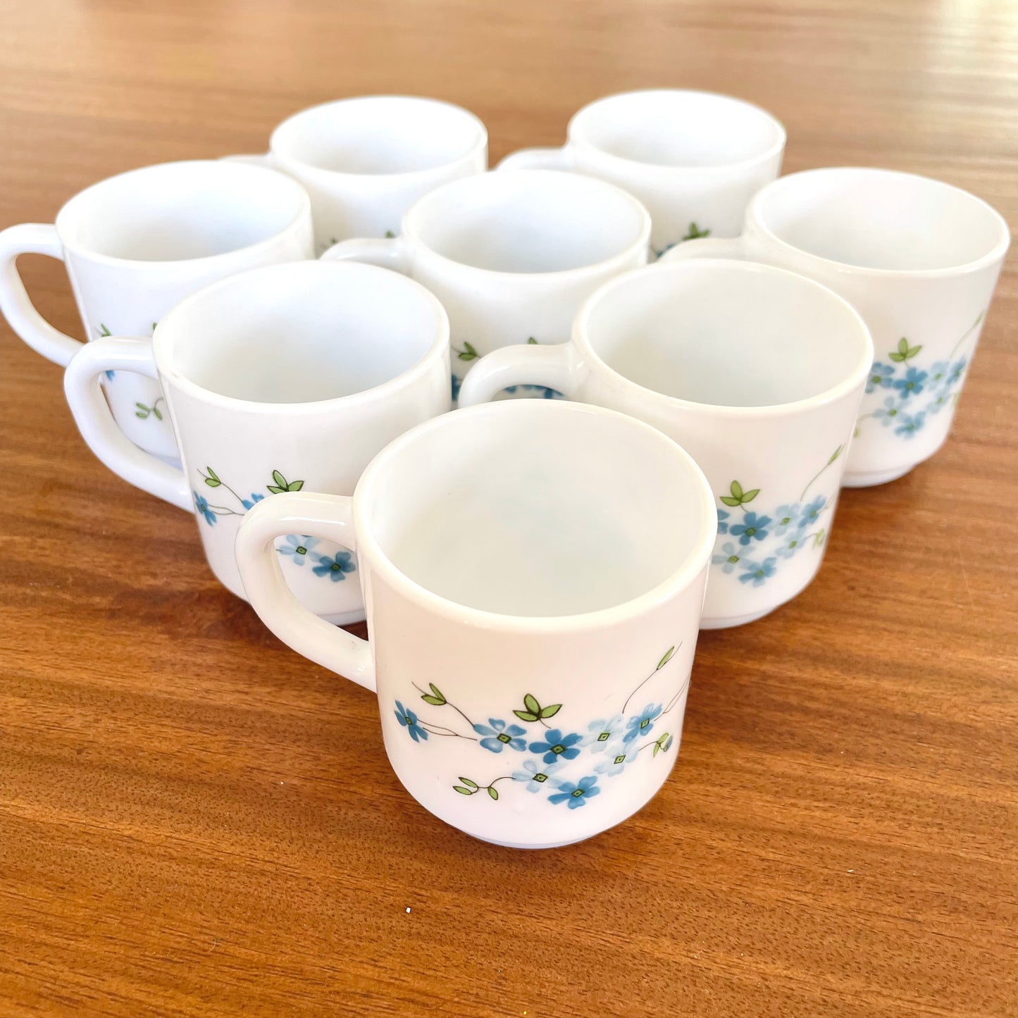 Lot de 8 tasses à café Arcopal