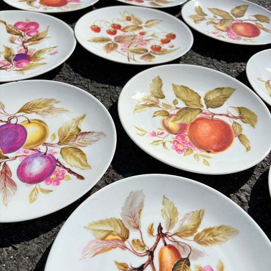 Lot de 10 assiettes à dessert décors fruits